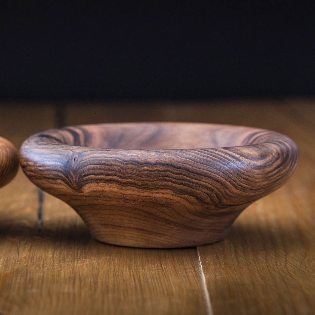 bol corolle en Noyer ou Frêne Ø16 - H6cm