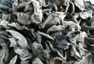 champignons black fungus entier 1kg